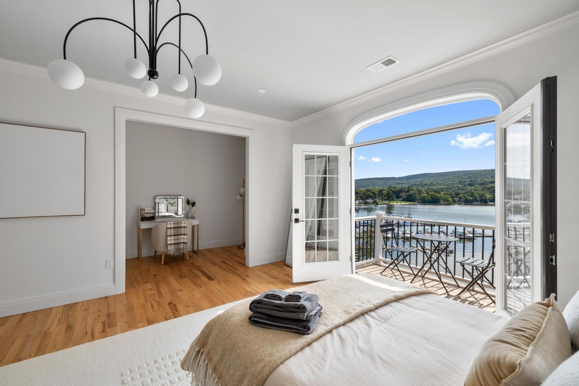 Lakeview House - Hot Tub - Firepit - Stunning Views - Spacious Deck - Cozy Living Room - Bar Greenwood Lake Dış mekan fotoğraf